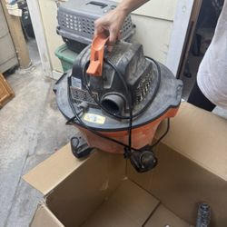 Rigid 6 Gallon 3.5 Peak HP NXT Shop Vacuum Wet Dry Vac with General Debris Filter, Locking Hose and Accessory Attachments