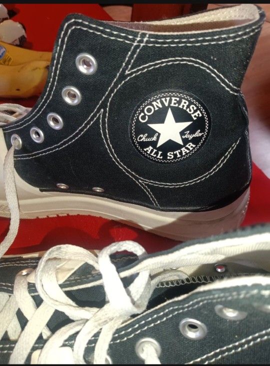 Mens Converse Size 11 Worn Once