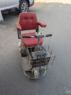 Pacesaver plus II mobility scooter retro antique MOVIE PROP for parts repair NOSTALGIC PROJECT