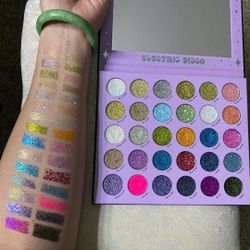 Kara Beauty Electric Glitter Pallet