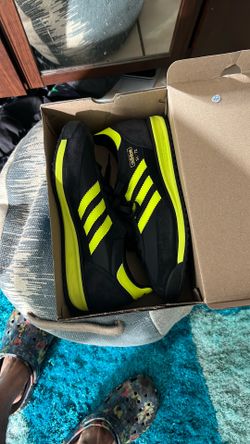 Adidas SL 72