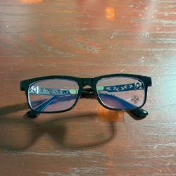 Glasses blue tint