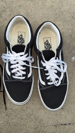 Vans white and black  9.5 men