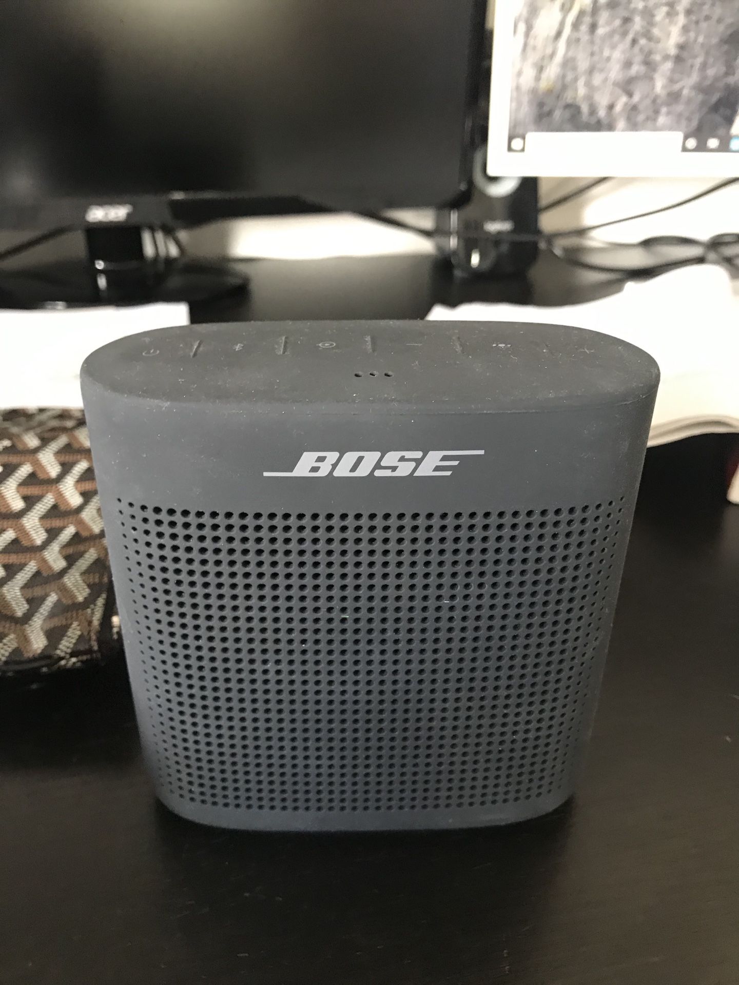 Bose soundlink II Like new portable Bluetooth speaker