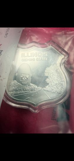 Illinois Gemini Giant Route 66 1 oz .999 Fine Silver Shield Coin in APMEX Bag