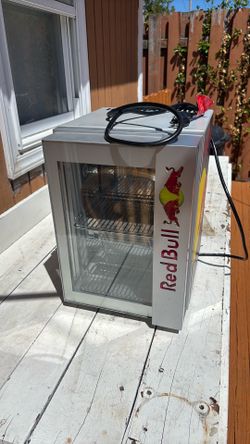Red Bull fridge, small great condition man cave must have
