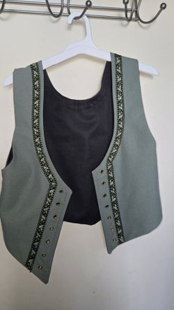 Renaissance vest that goes over Dress