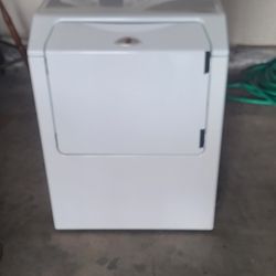 Una Secadora Maytag 