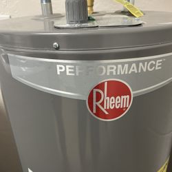 Brand New 30 Gallon Water Heater. 