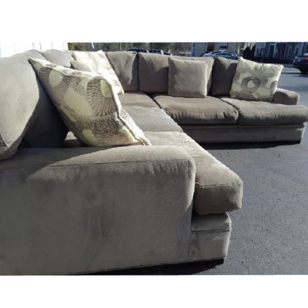 Cindy Crawford Sectional Couch Like New For Sale In West Columbia