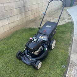 LAWN MOWER: Craftsman precision plus 