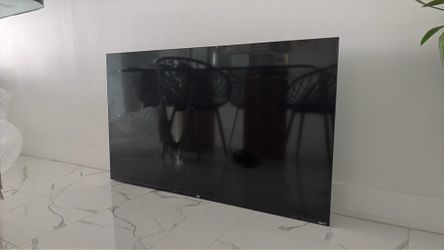 JVC TV 58”