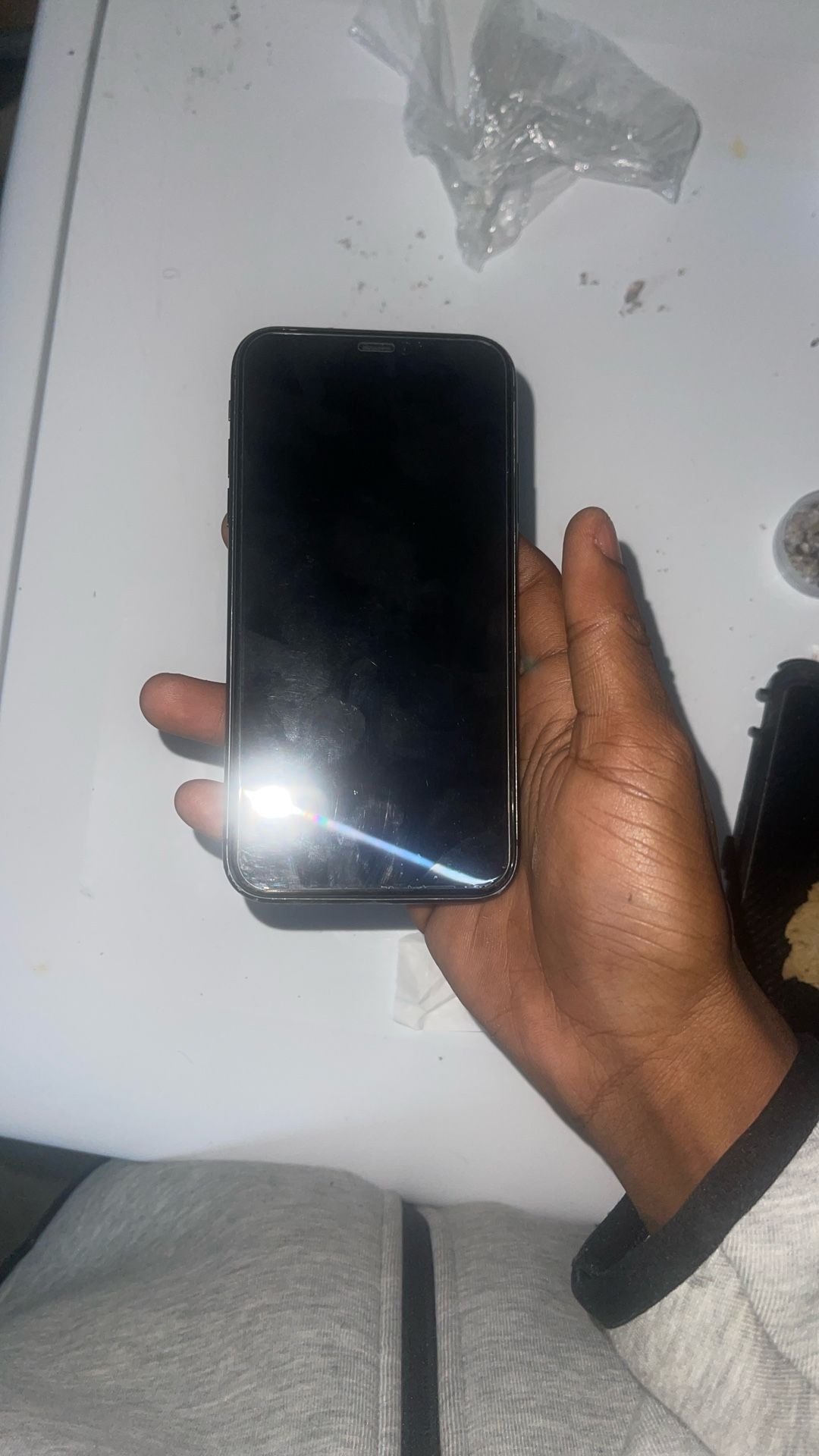 Iphone 11 64GB UNLOCKED TO SIM CARRIER