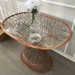 MCM Russell Woodard Spun Fiberglass Table