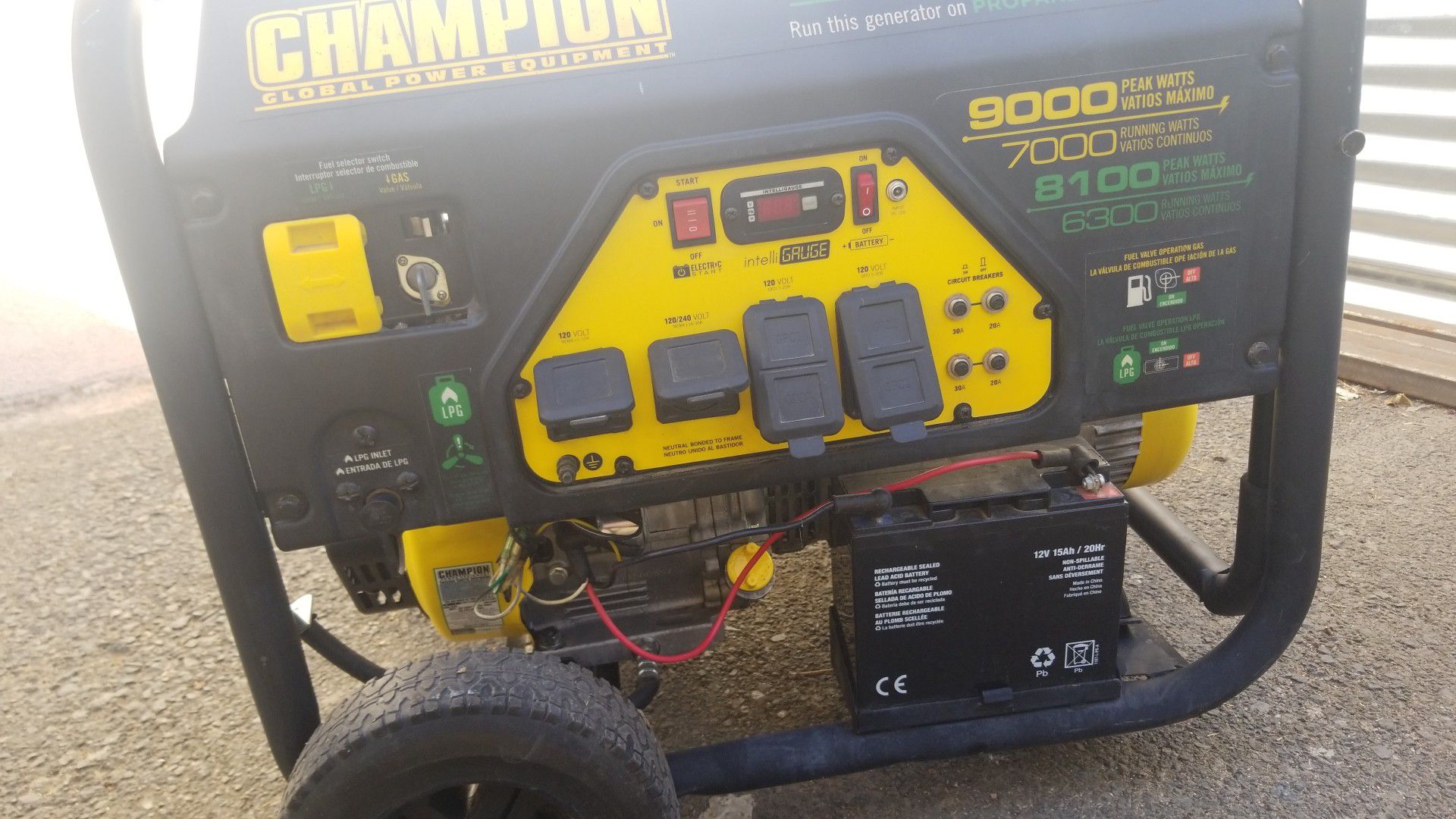 Champion 9000W Dual Fuel Generator