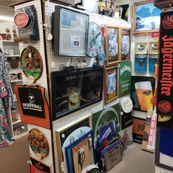 BEER NEONS, SIGNS, TAP HANDLES, AZ MILK BOTTLES, LONGABERGER BASKETS 