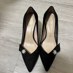 Stuart Weitzman black suede pointed heels Size 39/8.5