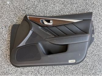 Q50 door panel