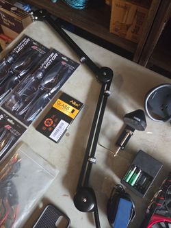 RØDE microphone arm stand with clamp
