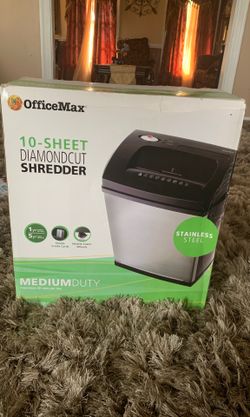 Office Max 10- sheet diamond cut shredder