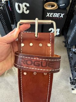 Rogue Weightlifting belt - Size medium