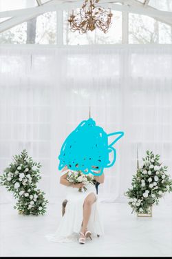 White wedding floral stands