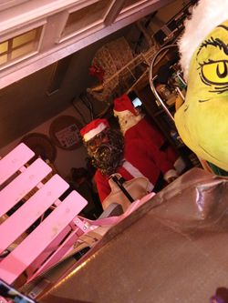 Garage Sale ** Christmas Decor. Lots