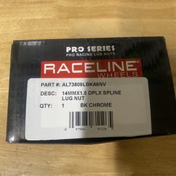Raceline Black Lugs