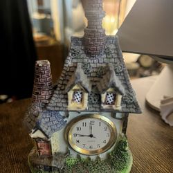 Mantle Clock Miniature Decorative Cottage House 3 In Wide By 5 In Tall Works