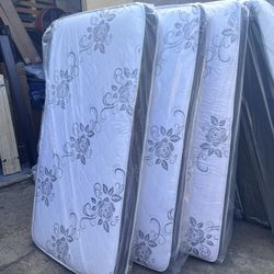 Mattress Best Place To Buy A Mattress Value Priced Right King $198 Queen $158 Full $128 Twin $98 