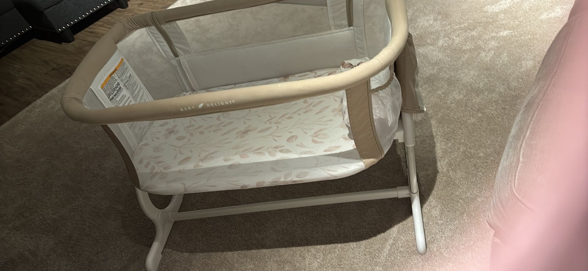 Beside Me™ Dreamer Organic Bassinet & Bedside Sleeper - Organic Oat