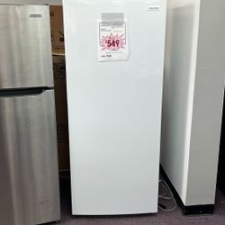 Upright Freezer New Open Box And 1 Year Warranty 