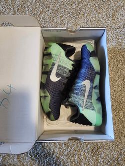 Kobe 11s Allstar/ Green Glow - Youth Size 7