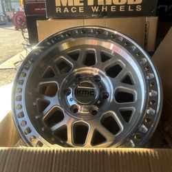 New KMC GRS Available for Ford,Tacoma,Chevy,GMC and More!! 