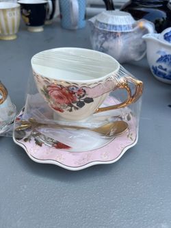 Teacups as is pick up only