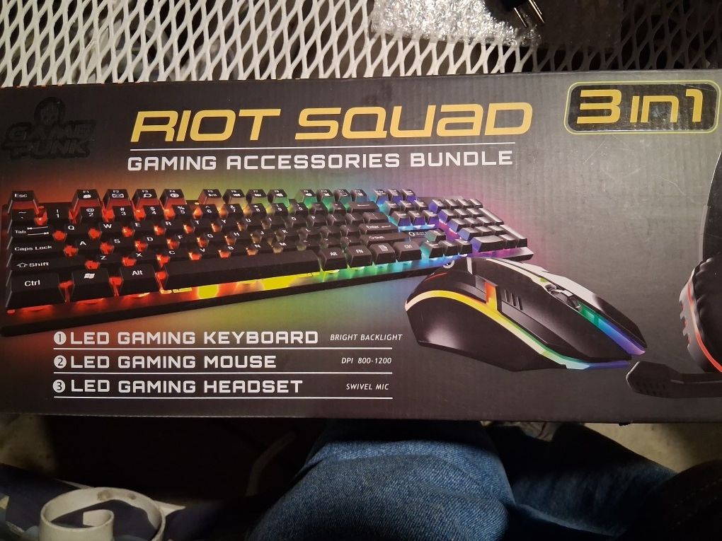 Riot Squad Gaming Setup