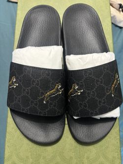 Gucci Supreme Sandals Slides