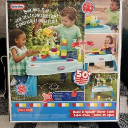 Little Tikes Build And Splash Table