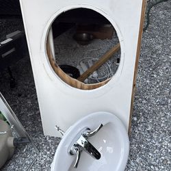 Bathroom. Vanity Corian