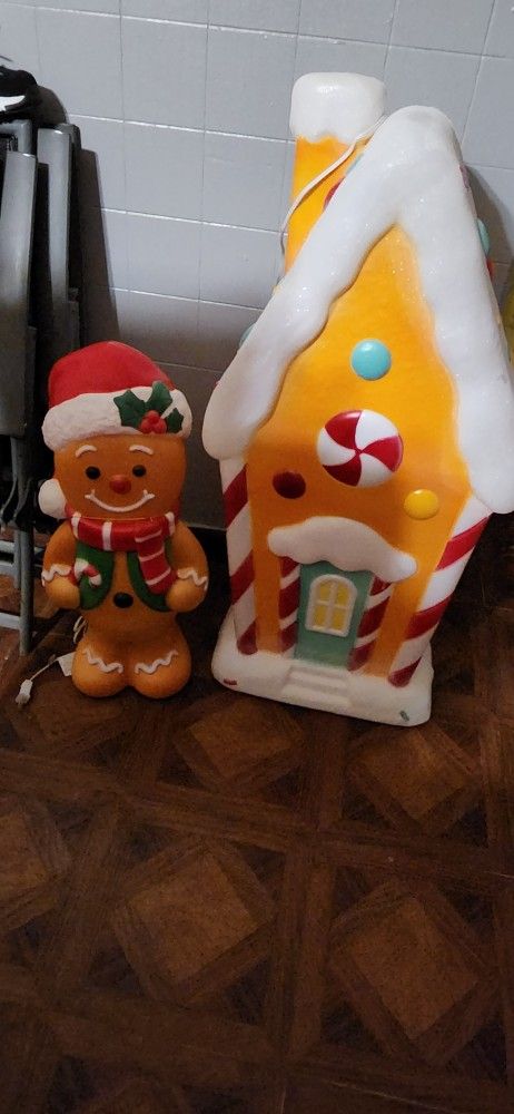 36" Gingerbread House 24" Gingerbread Boy Blow Molds