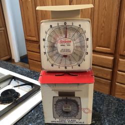 Vintage Sunbeam First Class UPS / Parcel Post Scale.  Up to 10lbs.  Preowned  