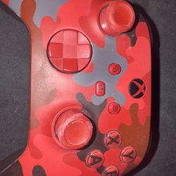 Xbox Series Daystrike Camo Red Controller