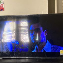 Flat Screen 55 In Ruko Tv