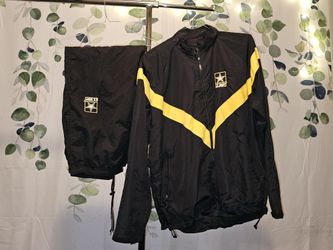 US Army Physical Fitness Winter Uniform