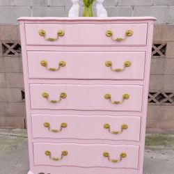 Elegant Pink French Provincial Chest Of Drawers