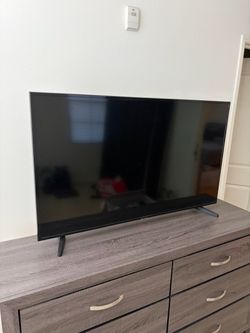 50” Samsung Smart TV