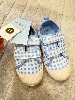 Size 11 little girl shoes