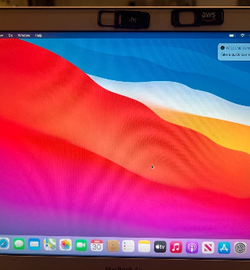 USED MacBook Air - 13 inch