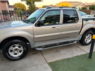 2004 Ford Explorer
