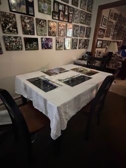 Dinning room table